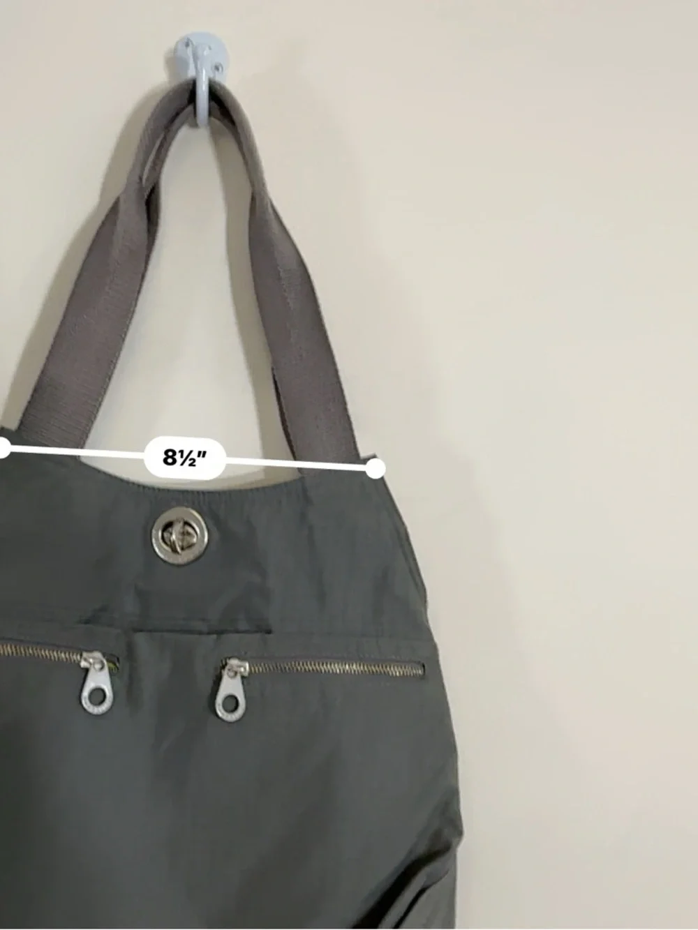Baggallini lightweight satchel